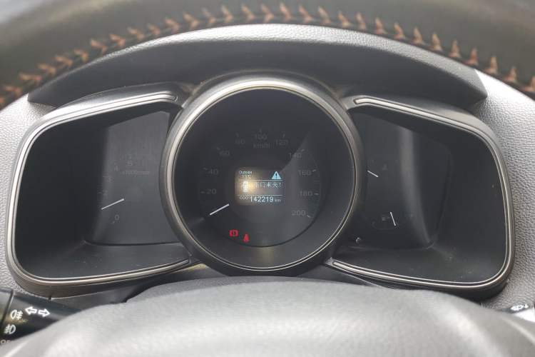 Used CHANGAN OSHAN CX70 2017 Facelifted CX70T 1.5T Manual High-Performance Edition Instrument Cluster