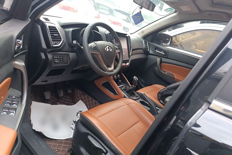 Used CHANGAN OSHAN CX70 2017 Facelifted CX70T 1.5T Manual High-Performance Edition Left Front Seat