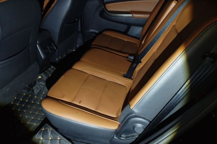Used CHANGAN OSHAN CX70 2017 CX70T 1.5T Automatic Zunqing Edition Left Rear Seat