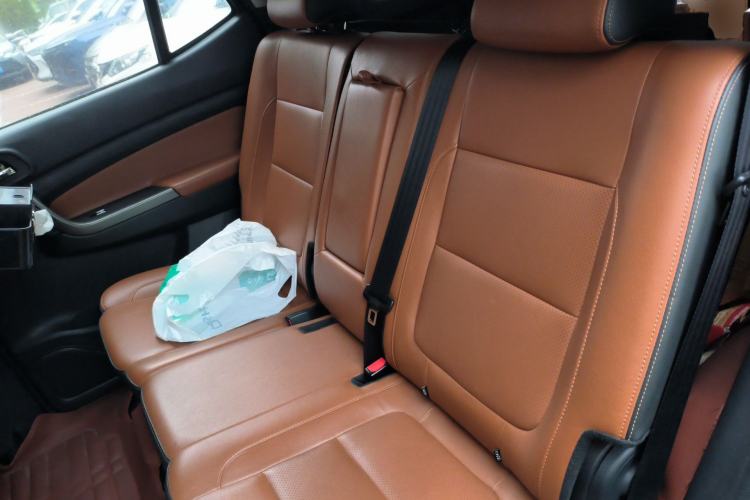 Used CHANGAN OSHAN CX70 2017 CX70T 1.5T Manual High-Performance Edition Left Rear Seat