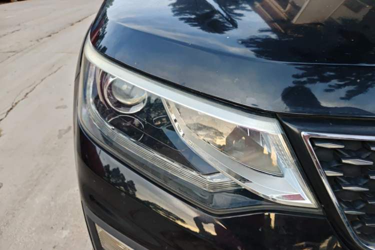 Used CHANGAN OSHAN CX70 2017 CX70T 1.5T Automatic Zunqing Edition Right Front Headlight