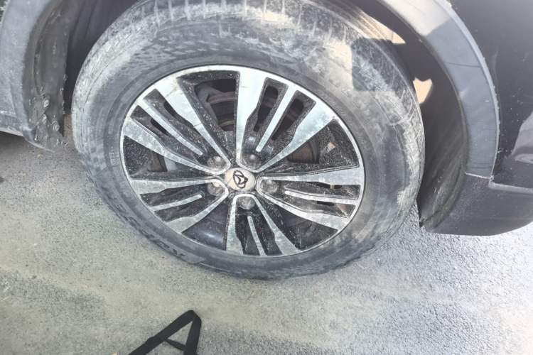 Used CHANGAN OSHAN CX70 2017 CX70T 1.5T Automatic Zunqing Edition Right Front Wheel Hub
