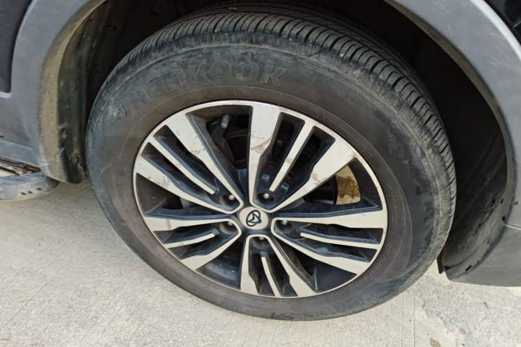 Used CHANGAN OSHAN CX70 2017 CX70T 1.5T Automatic Zunqing Edition Right Front Wheel Hub