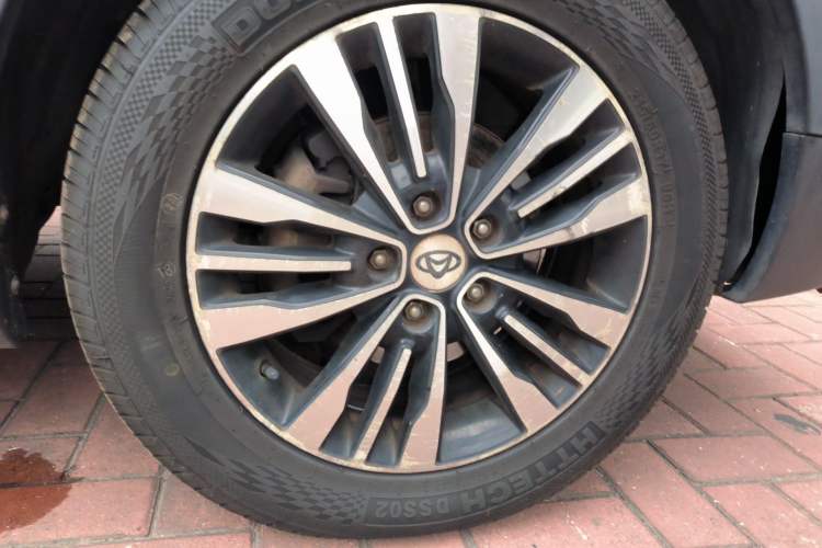 Used CHANGAN OSHAN CX70 2017 CX70T 1.5T Manual High-Performance Edition Right Front Wheel Hub