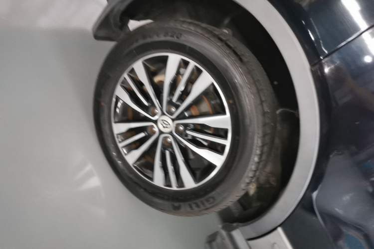 Used CHANGAN OSHAN CX70 2017 CX70T 1.5T Automatic Zunqing Edition Right Rear Wheel Hub