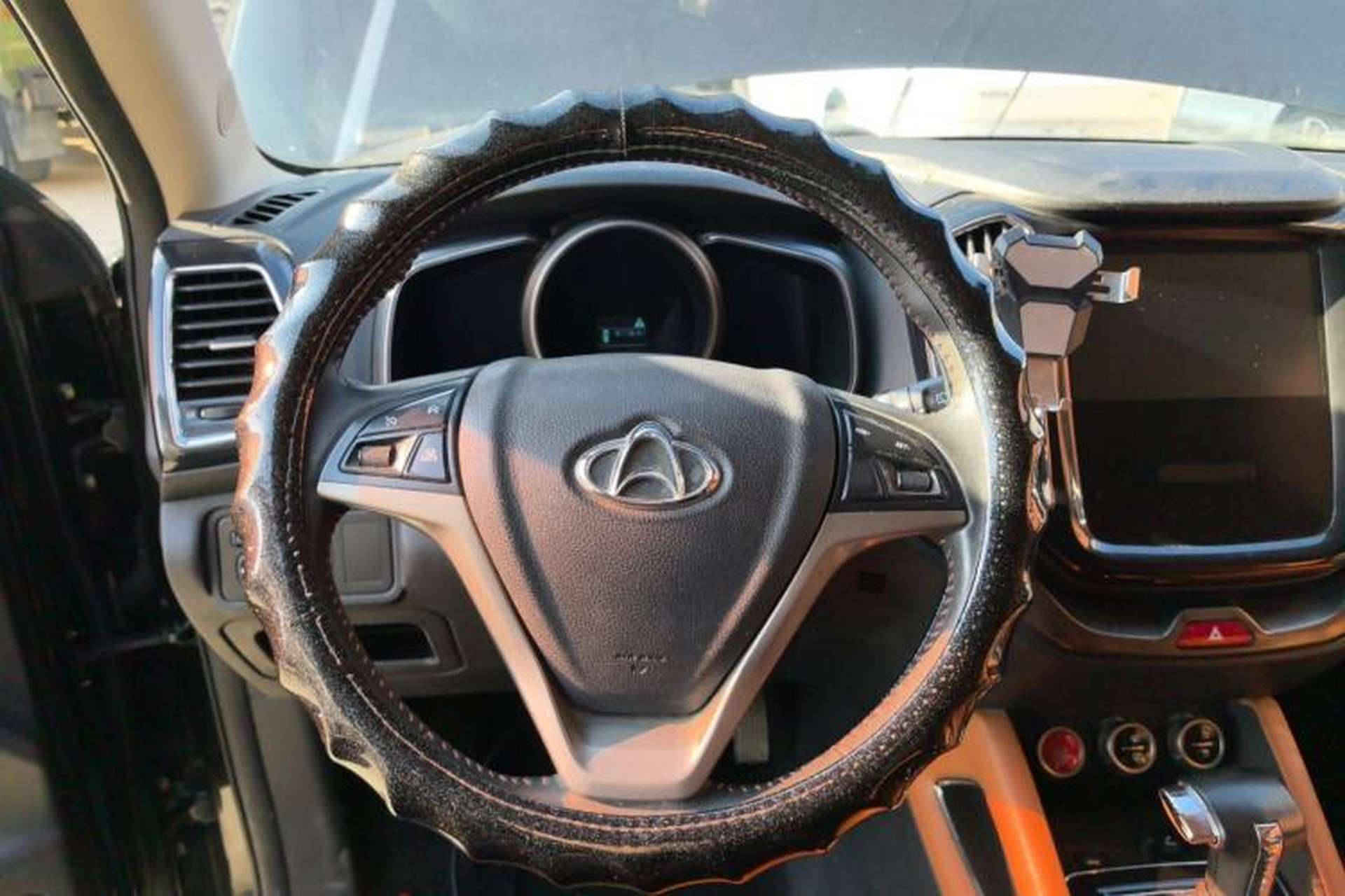 Used CHANGAN OSHAN CX70 2017 Facelifted CX70T 1.5T Automatic Zunqing Edition Steering Wheel
