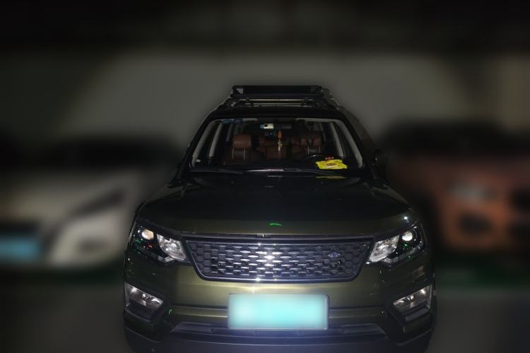 Used CHANGAN OSHAN CX70 2017 CX70T 1.5T Manual High-Performance Edition Front