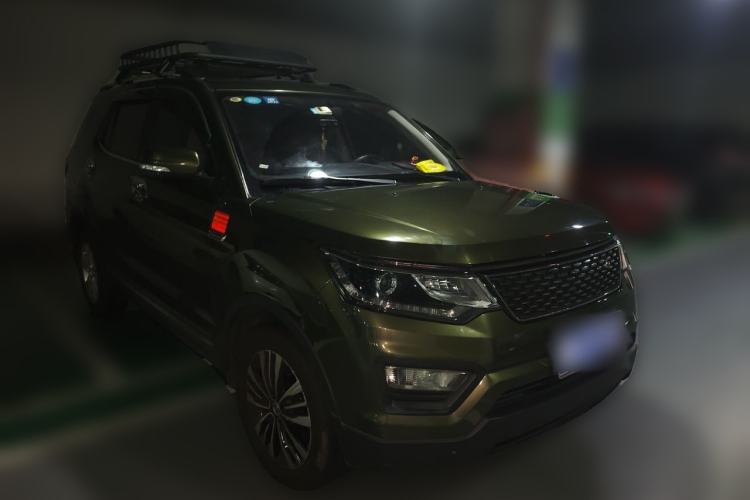 Used CHANGAN OSHAN CX70 2017 CX70T 1.5T Manual High-Performance Edition Front Right 45 Deg