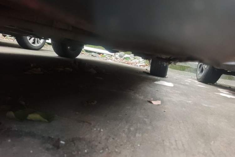 Used CHANGAN OSHAN CX70 2017 CX70T 1.5T Manual High-Performance Edition Chassis Front Left