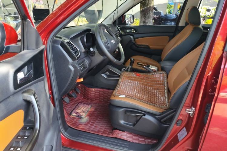 Used CHANGAN OSHAN CX70 2017 1.6L Manual Elite Model Driver Seat