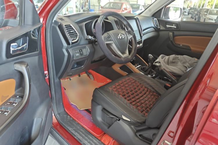 Used CHANGAN OSHAN CX70 2017 Facelifted CX70T 1.5T Manual High-Performance Edition Driver Seat