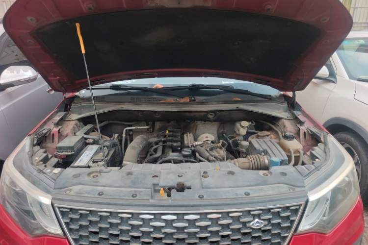 Used CHANGAN OSHAN CX70 2017 CX70T 1.5T Manual High-Performance Edition Engine Bay