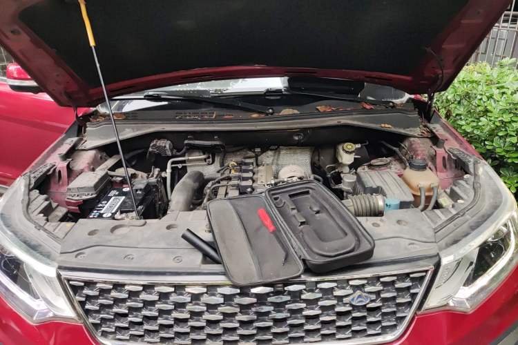 Used CHANGAN OSHAN CX70 2017 CX70T 1.5T Automatic Zunqing Edition Engine Bay