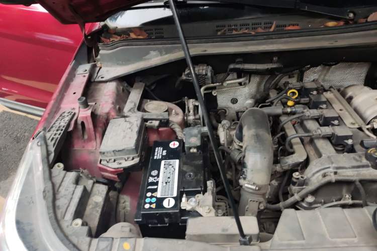 Used CHANGAN OSHAN CX70 2017 CX70T 1.5T Automatic Zunqing Edition Engine Bay Right