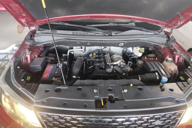 Used CHANGAN OSHAN CX70 2017 CX70T 1.5T Manual High-Performance Edition Engine Bay