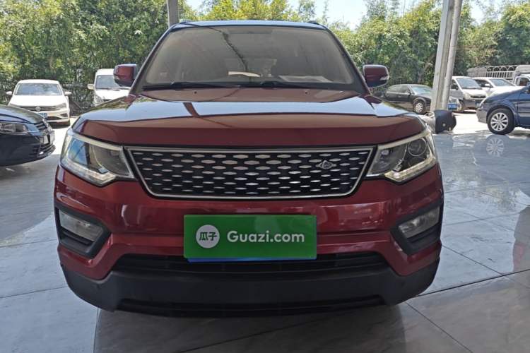 Used CHANGAN OSHAN CX70 2017 Facelifted CX70T 1.5T Manual High-Performance Edition Front