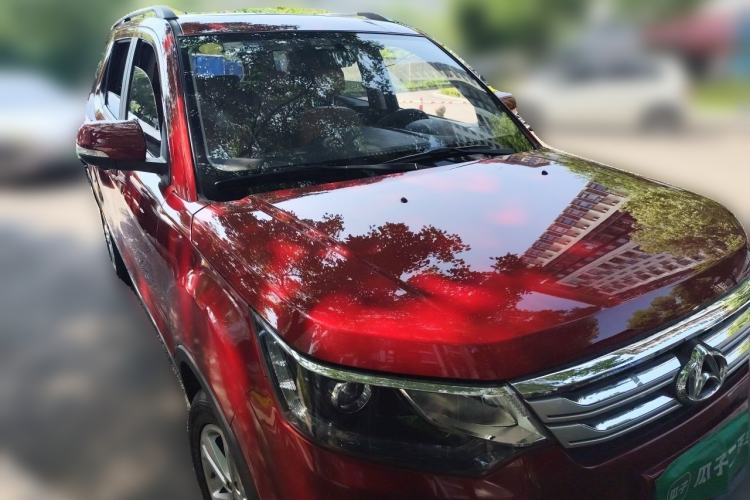 Used CHANGAN OSHAN CX70 2017 1.6L Manual Elite Model Front Right 45 Deg