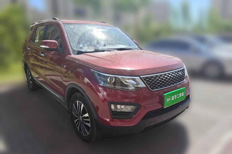 Used CHANGAN OSHAN CX70 2017 CX70T 1.5T Manual High-Performance Edition Front Right 45 Deg