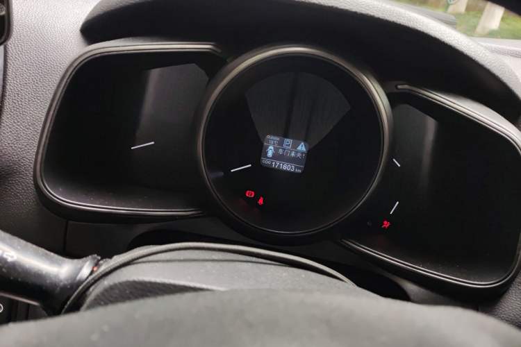 Used CHANGAN OSHAN CX70 2017 CX70T 1.5T Automatic Zunqing Edition Instrument Cluster