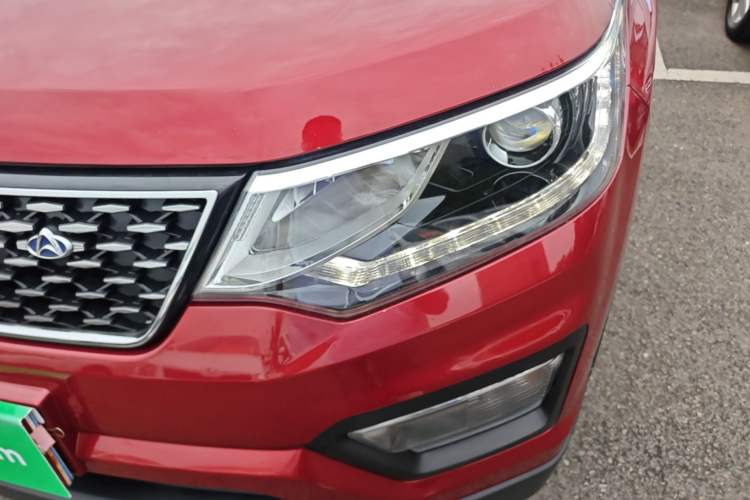 Used CHANGAN OSHAN CX70 2017 CX70T 1.5T Automatic Luxury Edition Left Front Headlight