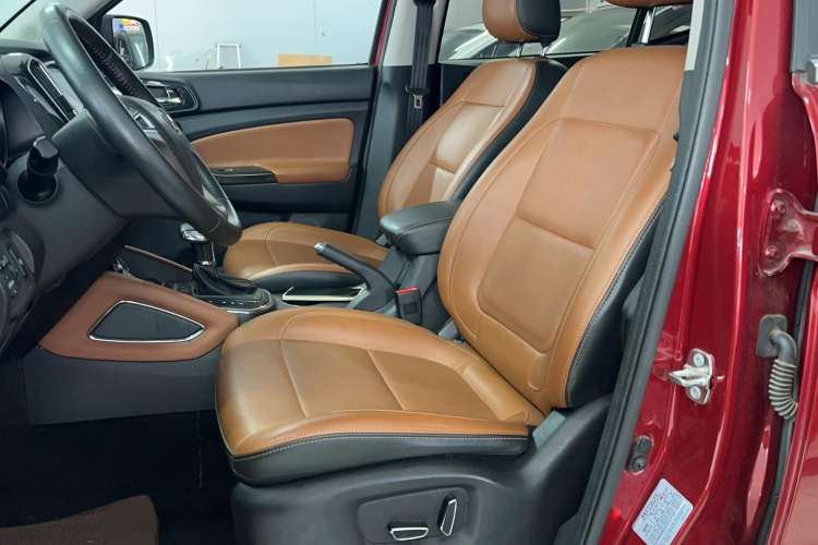 Used CHANGAN OSHAN CX70 2017 CX70T 1.5T Automatic Zunqing Edition Left Front Seat