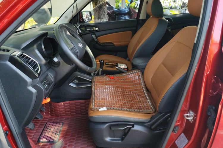 Used CHANGAN OSHAN CX70 2017 1.6L Manual Elite Model Left Front Seat
