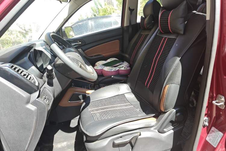 Used CHANGAN OSHAN CX70 2017 CX70T 1.5T Manual High-Performance Edition Left Front Seat