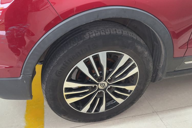 Used CHANGAN OSHAN CX70 2017 CX70T 1.5T Automatic Zunqing Edition Left Front Wheel Hub