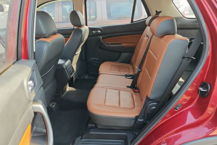 Used CHANGAN OSHAN CX70 2017 Facelifted CX70T 1.5T Manual High-Performance Edition Left Rear Seat