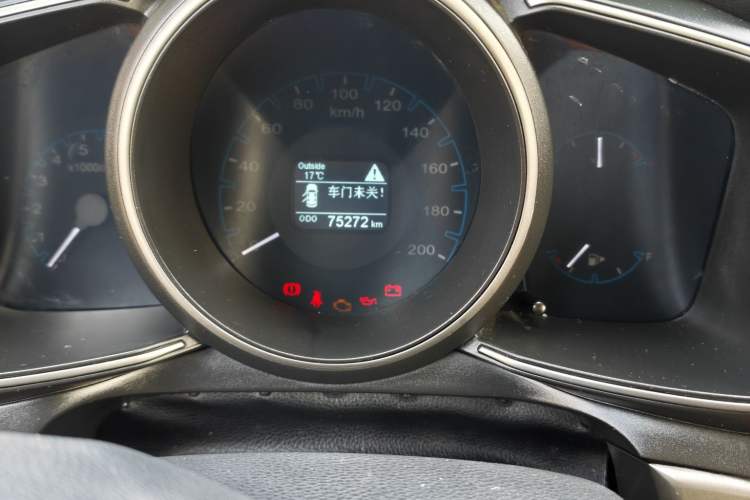 Used CHANGAN OSHAN CX70 2017 Facelifted CX70T 1.5T Manual High-Performance Edition Odometer Close Up