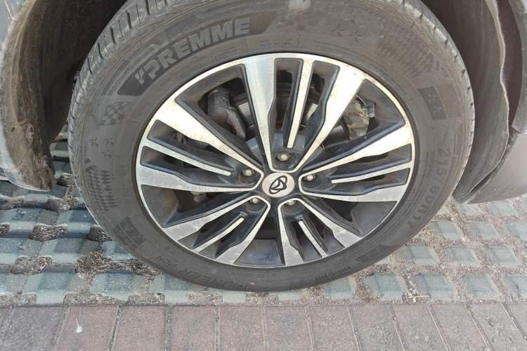 Used CHANGAN OSHAN CX70 2017 CX70T 1.5T Manual High-Performance Edition Right Front Wheel Hub