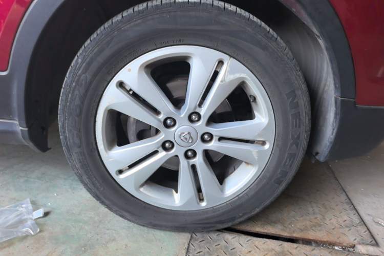 Used CHANGAN OSHAN CX70 2017 CX70T 1.5T Automatic Luxury Edition Right Front Wheel Hub