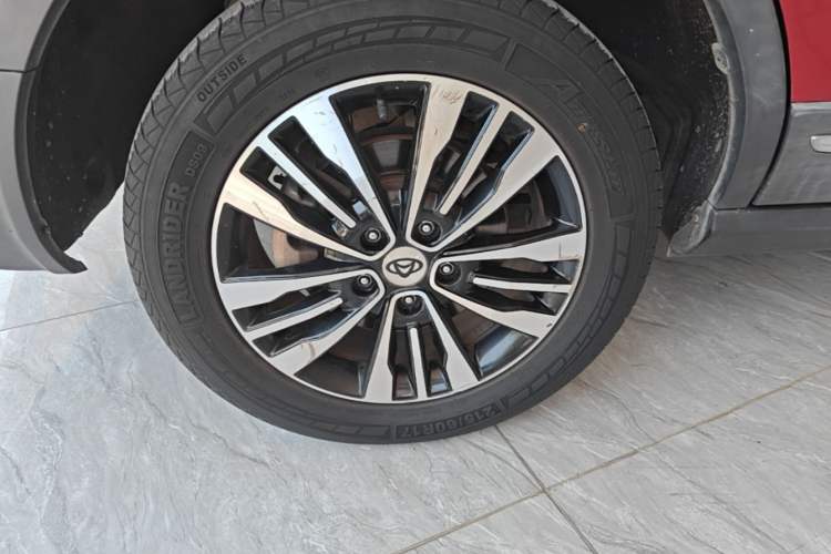 Used CHANGAN OSHAN CX70 2017 Facelifted CX70T 1.5T Manual High-Performance Edition Right Rear Wheel Hub