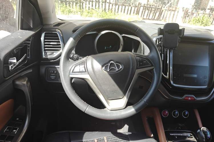 Used CHANGAN OSHAN CX70 2017 CX70T 1.5T Manual High-Performance Edition Steering Wheel