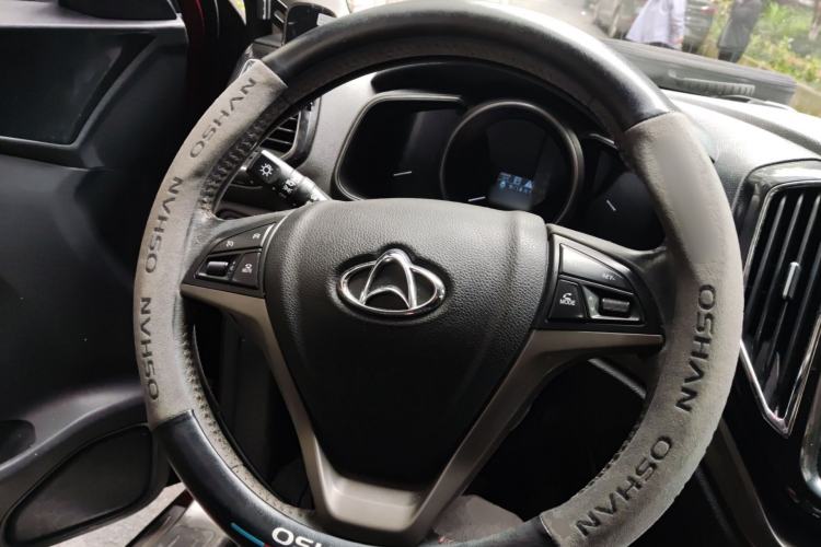 Used CHANGAN OSHAN CX70 2017 CX70T 1.5T Automatic Zunqing Edition Steering Wheel