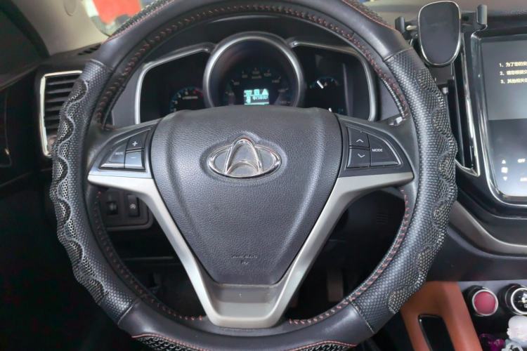 Used CHANGAN OSHAN CX70 2017 CX70T 1.5T Automatic Luxury Edition Steering Wheel