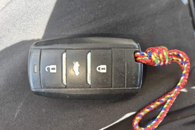 Used CHANGAN OSHAN CX70 2017 CX70T 1.5T Manual High-Performance Edition Vehicle Key