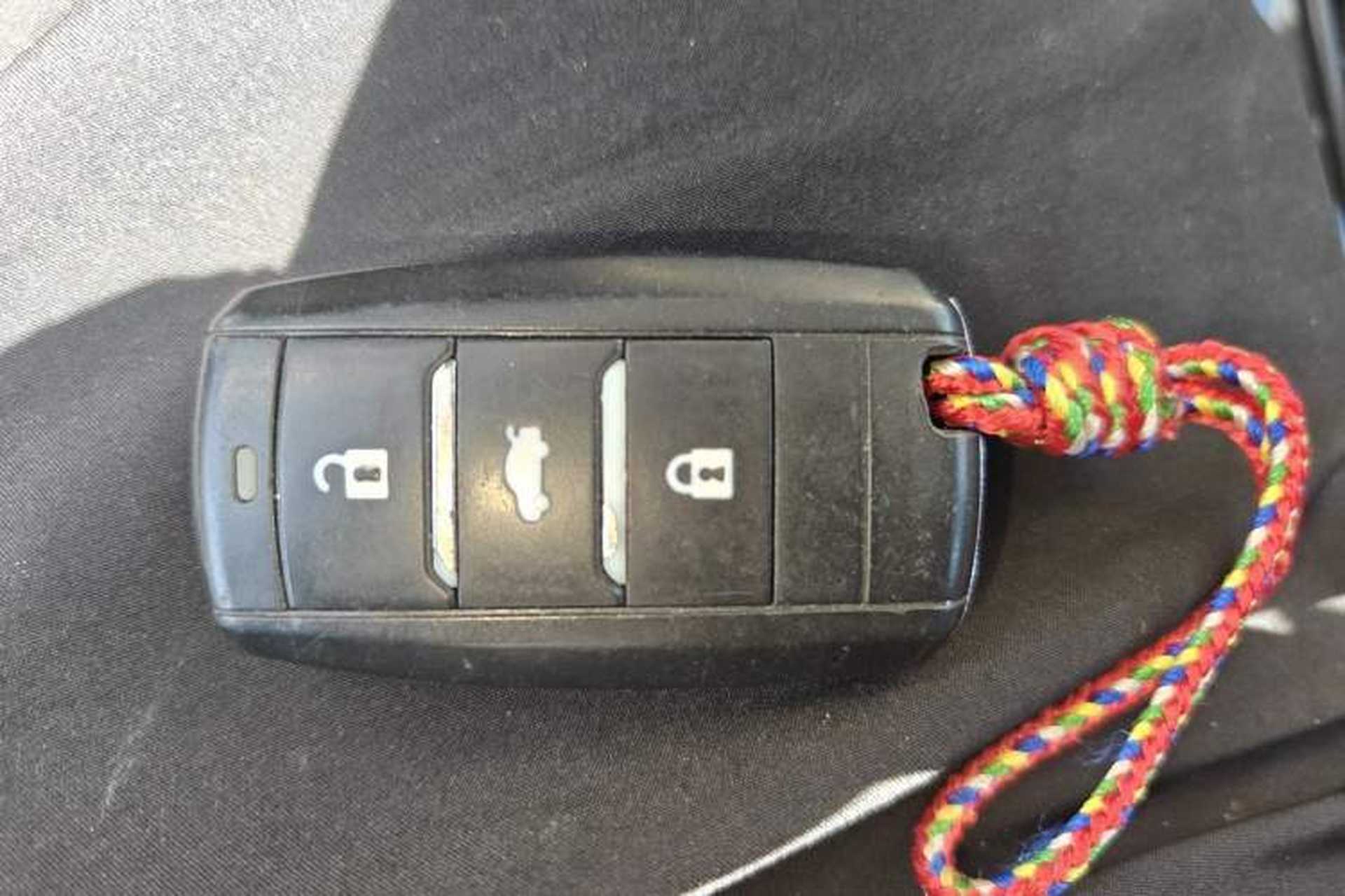 Used CHANGAN OSHAN CX70 2017 CX70T 1.5T Manual High-Performance Edition Vehicle Key