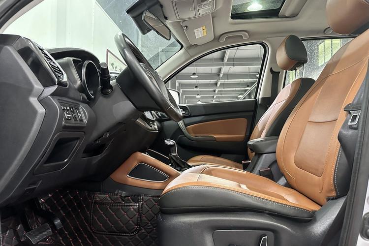Used CHANGAN OSHAN CX70 2017 CX70T 1.5T Automatic Zunqing Edition Interior 1
