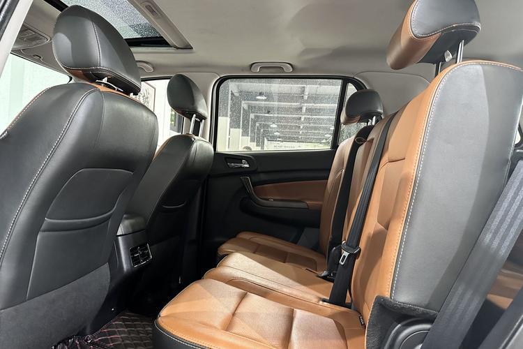 Used CHANGAN OSHAN CX70 2017 CX70T 1.5T Automatic Zunqing Edition Interior 2