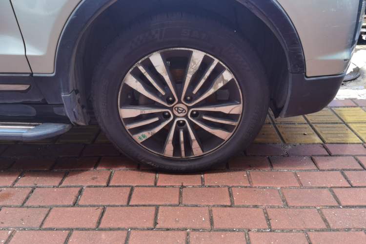 Used CHANGAN OSHAN CX70 2017 CX70T 1.5T Manual High-Performance Edition Right Front Wheel Hub