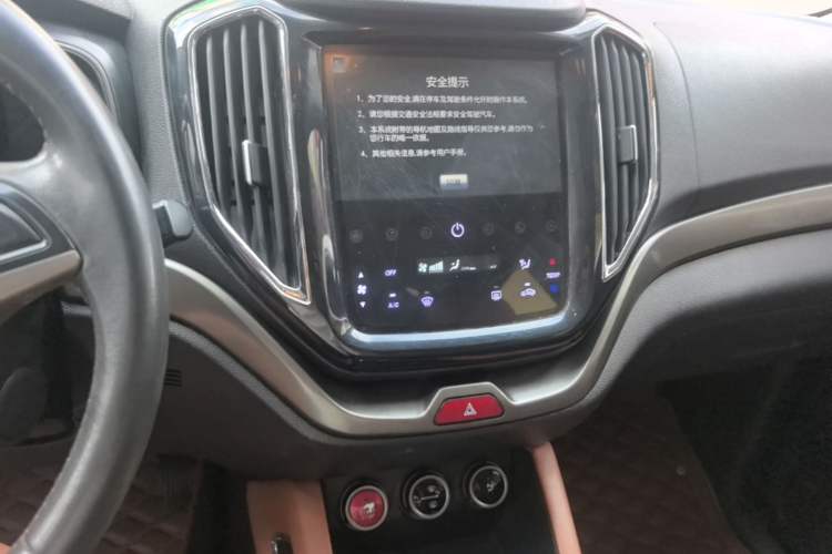 Used CHANGAN OSHAN CX70 2017 CX70T 1.5T Manual High-Performance Edition Audio And AC Panel