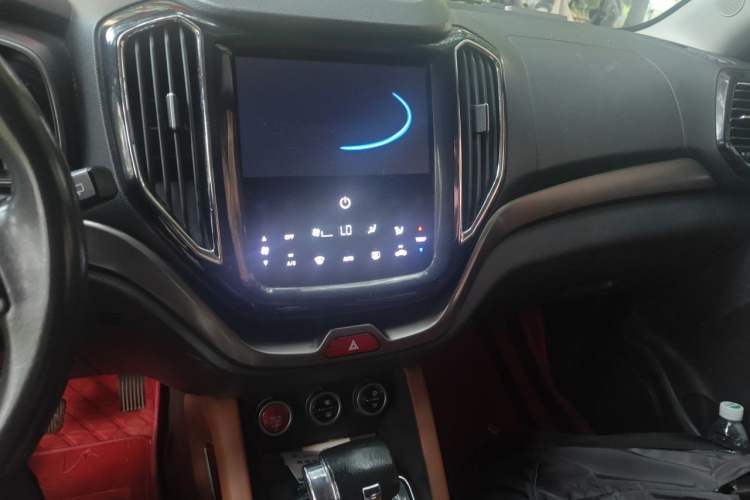Used CHANGAN OSHAN CX70 2017 CX70T 1.5T Automatic Zunqing Edition Audio And AC Panel