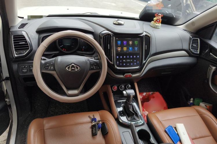 Used CHANGAN OSHAN CX70 2017 CX70T 1.5T Automatic Zunqing Edition Center Console