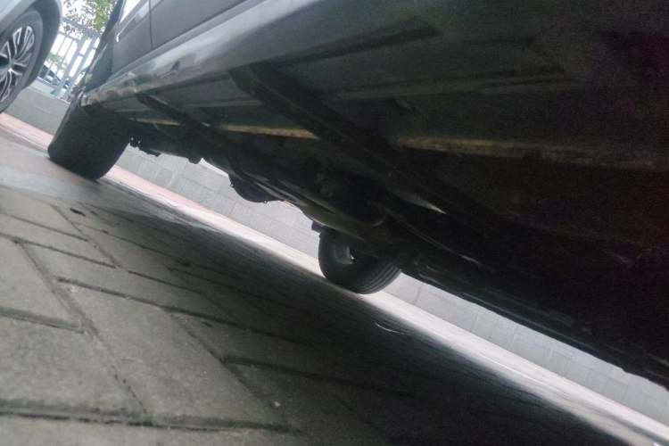 Used CHANGAN OSHAN CX70 2017 CX70T 1.5T Automatic Zunqing Edition Chassis Front Right
