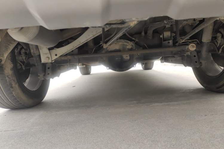Used CHANGAN OSHAN CX70 2017 CX70T 1.5T Manual Zunqing Edition Chassis Rear