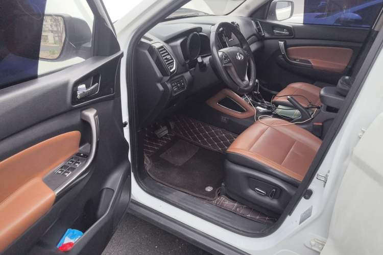 Used CHANGAN OSHAN CX70 2017 CX70T 1.5T Automatic Zunqing Edition Driver Seat
