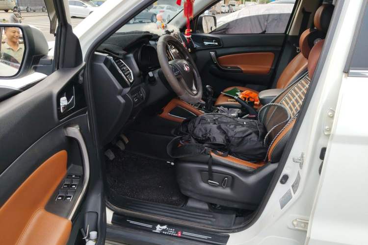 Used CHANGAN OSHAN CX70 2017 CX70T 1.5T Manual Zunqing Edition Driver Seat