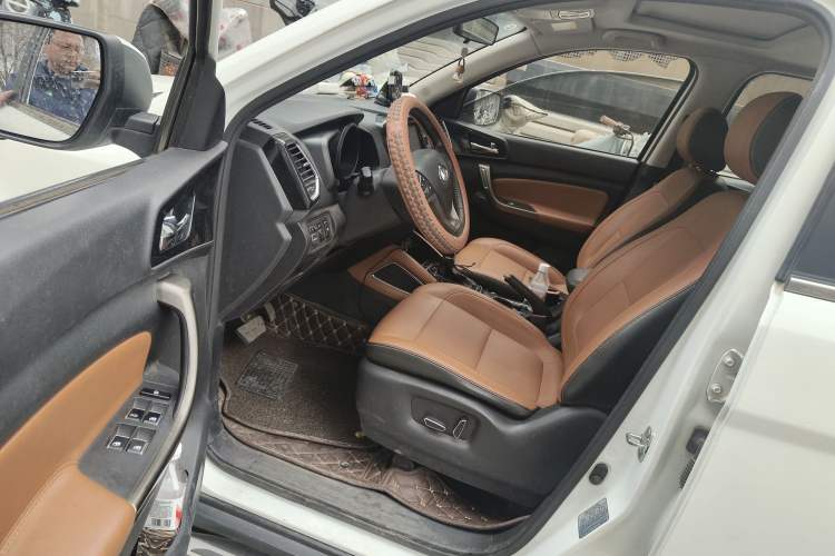 Used CHANGAN OSHAN CX70 2017 CX70T 1.5T Automatic Luxury Edition Driver Seat