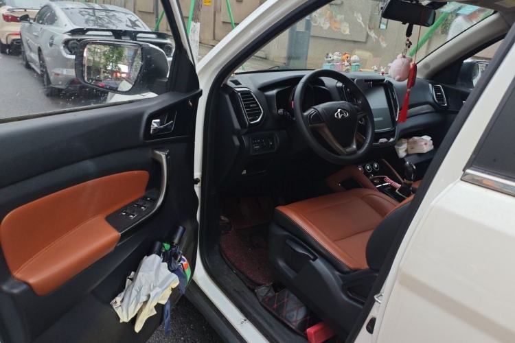 Used CHANGAN OSHAN CX70 2017 CX70T 1.5T Manual High-Performance Edition Driver Seat
